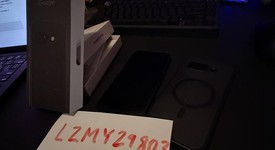 Mint
													Google Pixel 9a - Unlocked, Obsidian, 256 GB, 8 GB, photo 2 of 9