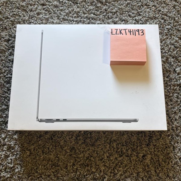 MacBook Air 2024 (M3) - 13 inch - 512 GB, Gray, 24 GB, Apple M3, 10-core GPU