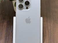 Apple iPhone 16 Pro