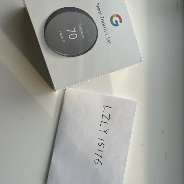 Nest Thermostat 4th Gen - Charcoal