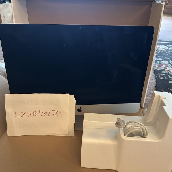 iMac 2015 27 inch Retina 5K - 1 TB, 32 GB, Intel Core i5