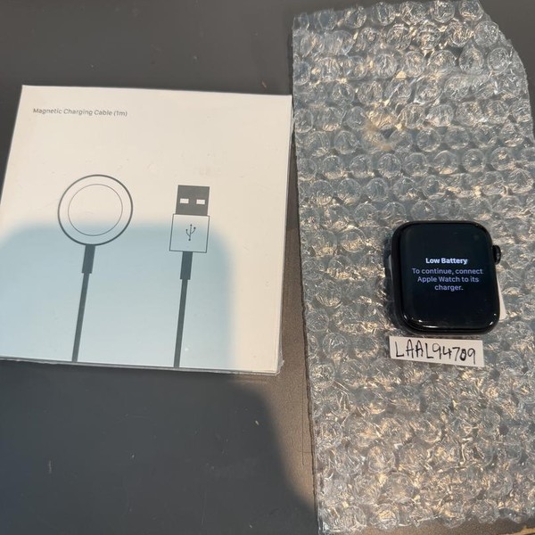 Apple Watch SE 2nd Gen 40mm - Unlocked, Midnight, A2726 - Cellular, Aluminum