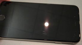 Good
													Apple iPhone SE 3rd Gen 2022 - Unlocked, Starlight, 64 GB, A2595, photo 4 of 4