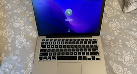Good
													MacBook Pro 2015 (Retina) - 13" - Silver, 128 GB, 8 GB, photo 1 of 11
