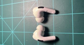 Used
													Apple AirPods Pro 2nd Gen - Lightning, photo 3 of 8