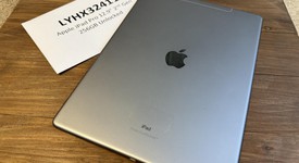 Good
													Apple iPad Pro 12.9" 2nd Gen 2017 - Unlocked, Gray, 256 GB, photo 3 of 7