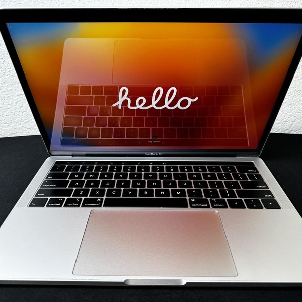 MacBook Pro 2019 - 13 inch - 512 GB, Silver, 8 GB, Intel Core i5