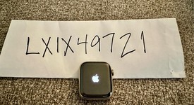 Good
													Apple Watch Series 8 45mm - Unlocked, Gold, A2774 - Cellular, Stainless, photo 2 of 8