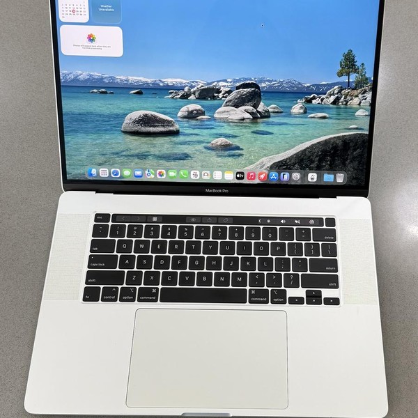 MacBook Pro 2019 - 16 inch - 1 TB, Silver, 16 GB, Intel Core i9