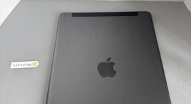 Good
													Apple iPad 9th Gen - Unlocked, Gray, 64 GB, A2603, photo 4 of 6