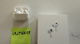 Used
													Apple AirPods Pro 2nd Gen - Lightning, photo 2 of 6