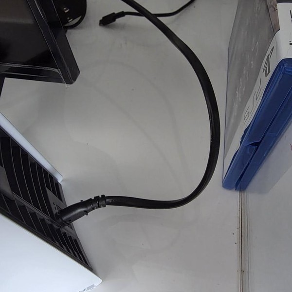 PlayStation 5 Standard Edition (2020) - 825 GB, White, Standard Edition