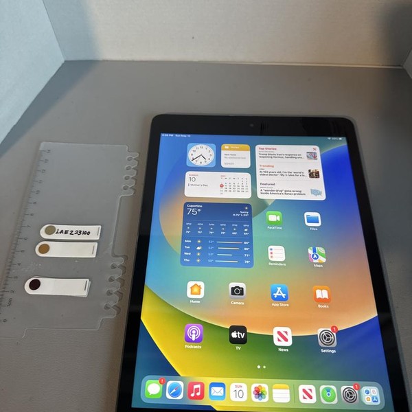 Apple iPad (9th Gen) - Wi-Fi, 64 GB, Gray, A2602