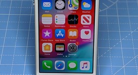 Mint
													Apple iPhone SE 1st Gen 2016 - Total by Verizon, Silver, 32 GB, A1662, photo 5 of 8