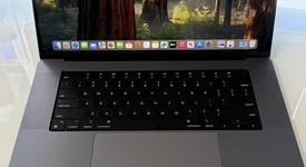 Mint
													MacBook Pro 2023 - 16" - Apple M2 Max, Silver, 1 TB, 32 GB, photo 1 of 8