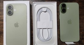Mint
													Apple iPhone 17 - Unlocked, Sage, 256 GB, A3258, photo 2 of 10