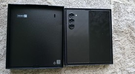 Good
													Samsung Galaxy Z Fold6 - Unlocked, Black, 256 GB, 12 GB, SM-F956U1, photo 2 of 7