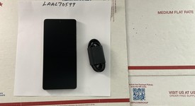 Mint
													Motorola Edge Plus (2022) - Unlocked, White, 512 GB, 8 GB, photo 1 of 7