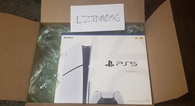 New
													PlayStation 5 Slim Standard Edition (2023) - White, 1 TB, photo 1 of 4