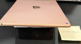 Mint
													Apple iPad Air 3rd Gen - Wi-Fi, Gold, 256 GB, photo 5 of 5