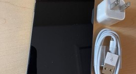 Mint
													Apple iPhone 13 - Unlocked, Midnight, 128 GB, A2482, photo 3 of 9