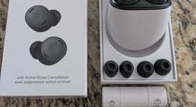 Used
													Google Pixel Buds Pro - Charcoal, photo 1 of 5