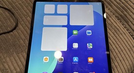 Good
													Apple iPad Pro 12.9" 4th Gen 2020 - Unlocked, Gray, 128 GB, A2069, photo 2 of 4