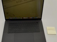 MacBook Pro Late 2023 (M3) - 16"