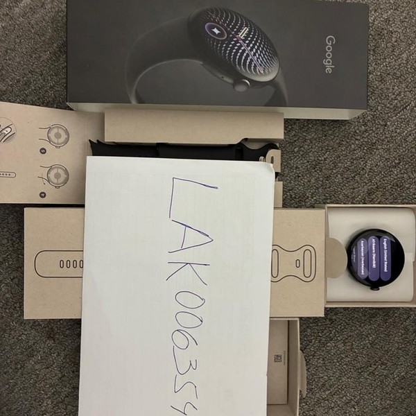 Google Pixel Watch 5 - Unlocked, Black, 45mm, LTE