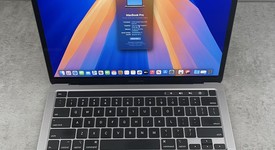 Good
													MacBook Pro 2020 - 13" - I5, Gray, 1 TB, 16 GB, photo 1 of 9