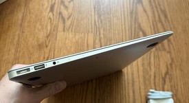 Good
													MacBook Air 2017 - 13" - I7, Silver, 512 GB, 8 GB, photo 3 of 8