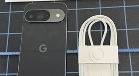 Good
													Google Pixel 9 - Verizon, Obsidian, 128 GB, 12 GB, G2YBB, photo 2 of 8