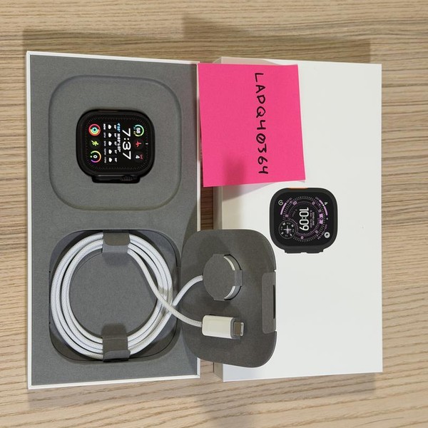 Apple Watch Ultra 3 49mm - Unlocked, Black, A3281