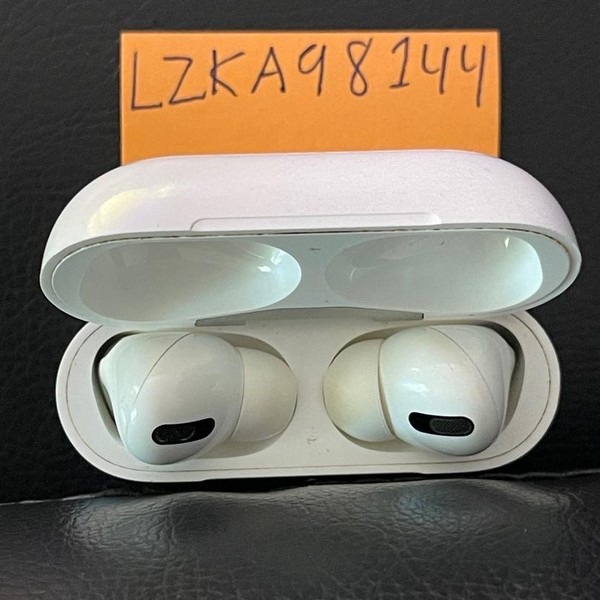 Apple AirPods Pro - Wireless Case