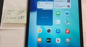 Fair
													Apple iPad 9th Gen - Unlocked, Gray, 64 GB, A2603, photo 4 of 4