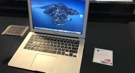 Good
													MacBook Air 2017 - 13" - Silver, 128 GB, 8 GB, photo 1 of 5