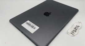 Good
													Apple iPad 9th Gen - Wi-Fi, Gray, 64 GB, A2602, photo 4 of 4