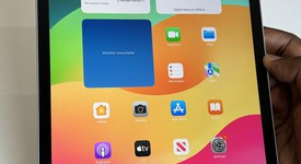 Good
													Apple iPad 9th Gen - Unlocked, Silver, 256 GB, A2603, photo 2 of 12