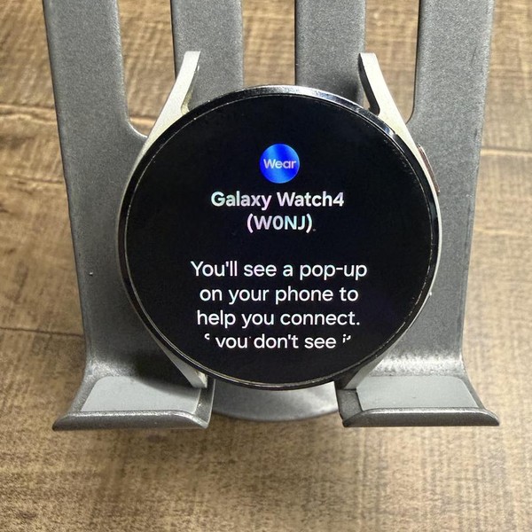 Samsung Galaxy Watch4 - Wi-Fi, Silver, 40mm