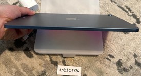 Mint
													Apple iPad Air 5th Gen - Wi-Fi, Blue, 64 GB, A2588, photo 4 of 6