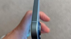 Mint
													Apple iPhone 17 - Unlocked, Mist Blue, 256 GB, A3258, photo 4 of 13