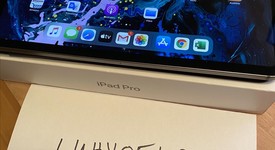 Mint
													Apple iPad Pro 11" 2018 - Unlocked, Gray, 256 GB, A2013, photo 2 of 8
