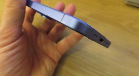 Good
													Apple iPhone 16 - T-Mobile, Ultramarine, 128 GB, A3081, photo 4 of 5