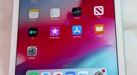 Good
													Apple iPad Air - Unlocked, Silver, 16 GB, photo 1 of 4