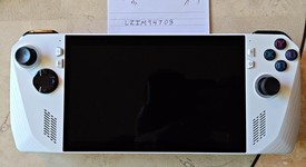 Mint
													Asus ROG Ally 7" - Z1 Extreme, White, 512 GB, 16 GB, Ryzen Z1 Extreme, photo 1 of 6