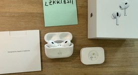 Used
													Apple AirPods Pro 2 - Lightning, photo 1 of 8