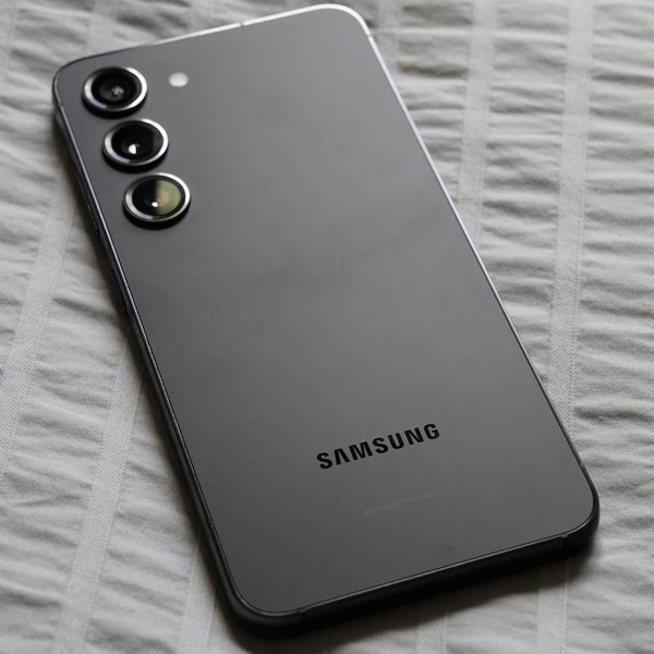 Samsung Galaxy S23 - Unlocked, 256 GB, Black, 8 GB, SM-S911U1