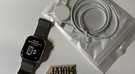 Good
													Apple Watch Series 8 41mm - Unlocked, Gold, A2772 - Cellular, Stainless, photo 1 of 6