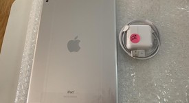 Mint
													Apple iPad 7th Gen - Wi-Fi, Silver, 128 GB, A2197, photo 3 of 6