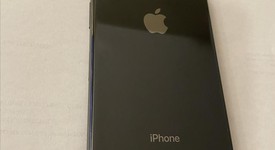 Good
													Apple iPhone Xs - Sprint, Silver, 64 GB, A1920, photo 3 of 7